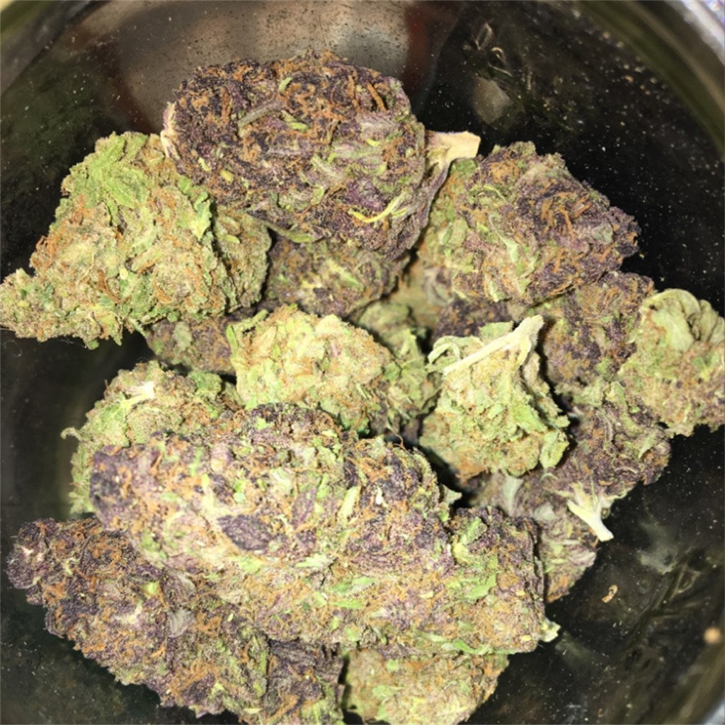 Afghan Sour Kush marijuana strain flower with diesel and earthy flavor and hungry / aroused effects - Rare Harvest indica