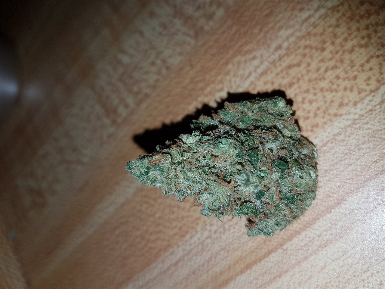 Birds Eye marijuana strain flower with tropical and sweet flavor and energetic / creative effects - Rare Harvest sativa