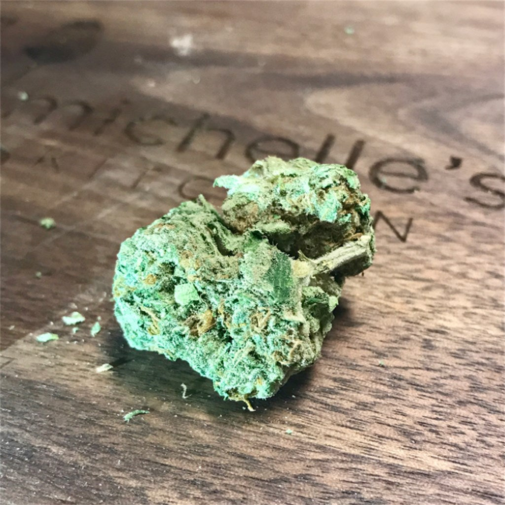 Blueberry OG marijuana strain flower with blueberry and berry flavor and relaxed / giggly effects - Rare Harvest hybrid