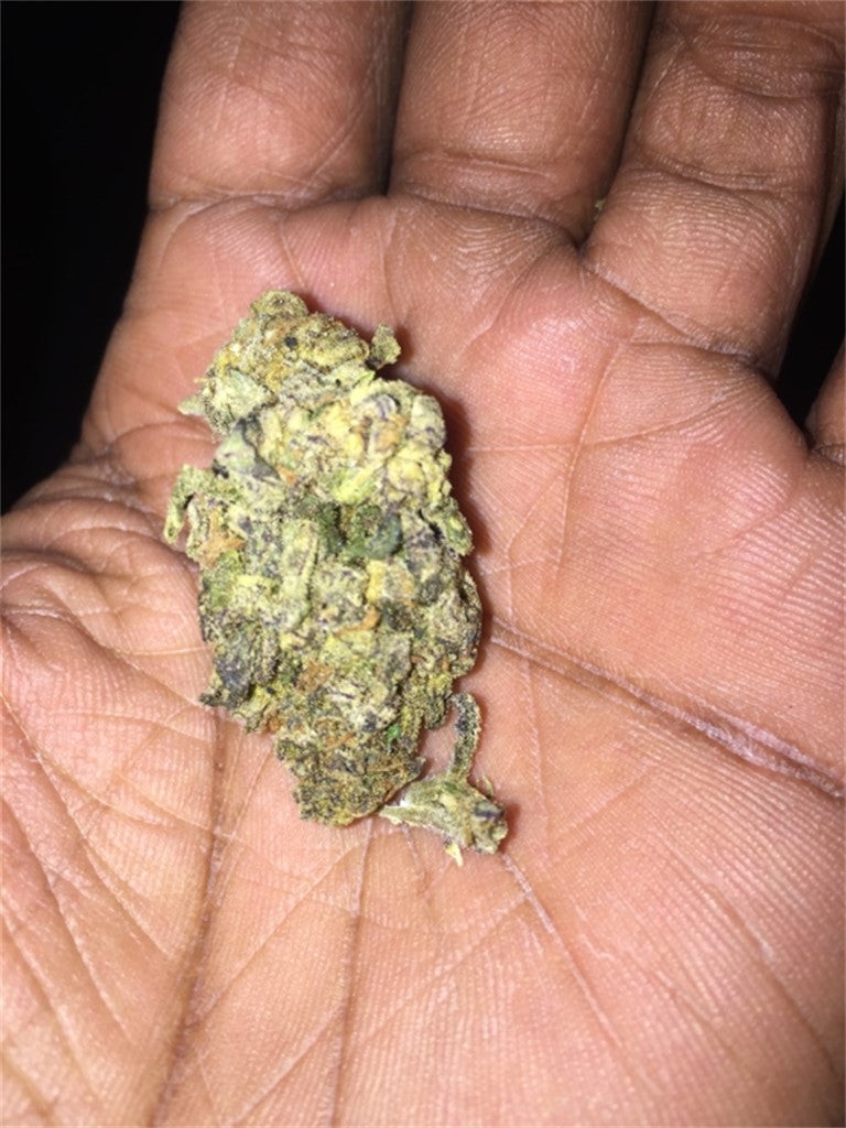 Butterscotch marijuana strain flower with butter and honey flavor and sleepy / giggly effects - Rare Harvest indica