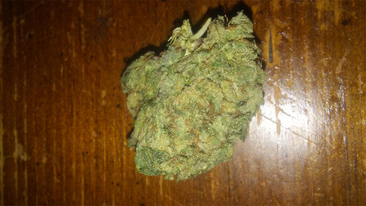 Casper OG marijuana strain flower with pear and earthy flavor and sleepy / relaxed effects - Rare Harvest indica