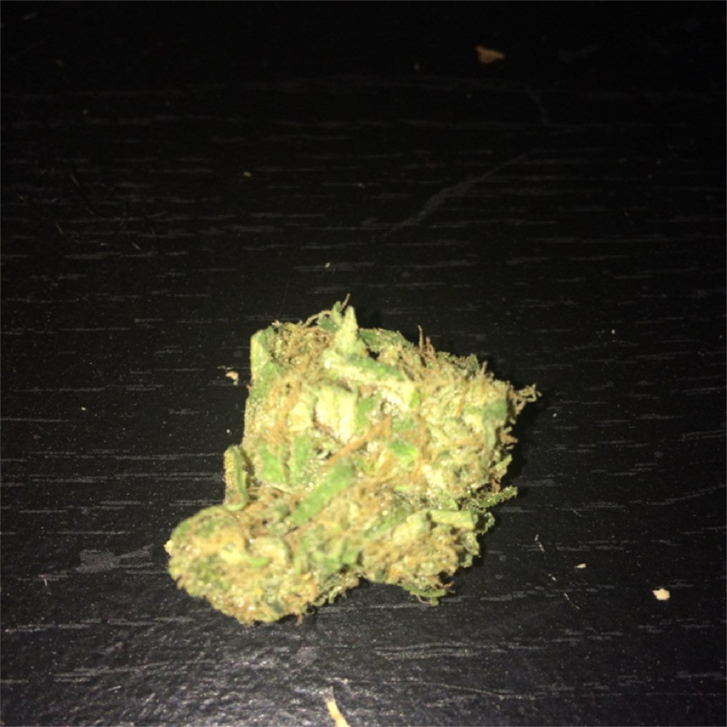 Cheesewreck marijuana strain flower with cheese and blue cheese flavor and relaxed / euphoric effects - Rare Harvest hybrid