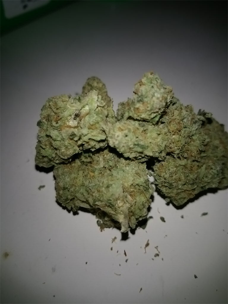 Head Cheese marijuana strain flower with cheese and pungent flavor and euphoric / tingly effects - Rare Harvest hybrid