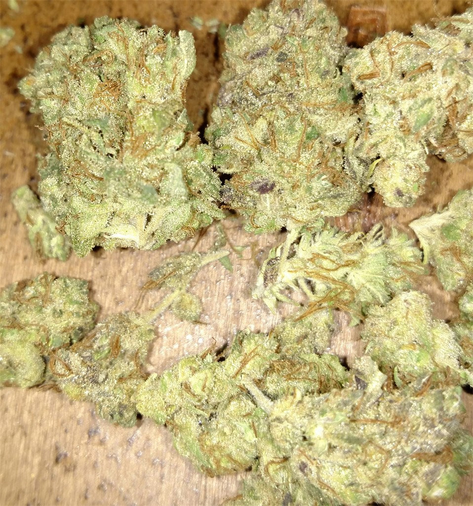Jasmine marijuana strain flower with rose and lavender flavor and euphoric / energetic effects - Rare Harvest hybrid