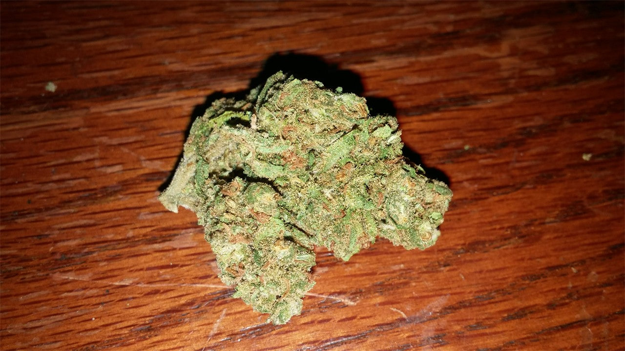 LA Ultra marijuana strain flower with chemical and lime flavor and tingly / euphoric effects - Rare Harvest indica
