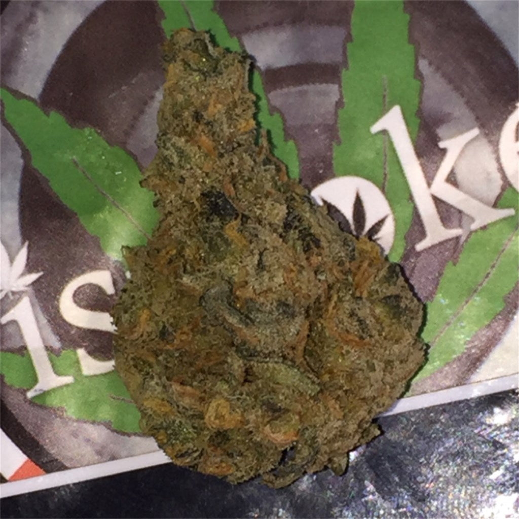 Lemon Bubble marijuana strain flower with lemon and citrus flavor and talkative / energetic effects - Rare Harvest sativa
