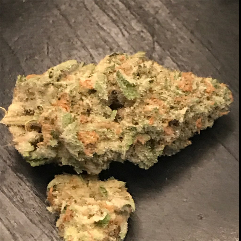 Nightmare Cookies marijuana strain flower with flowery and sweet flavor and euphoric / relaxed effects - Rare Harvest hybrid