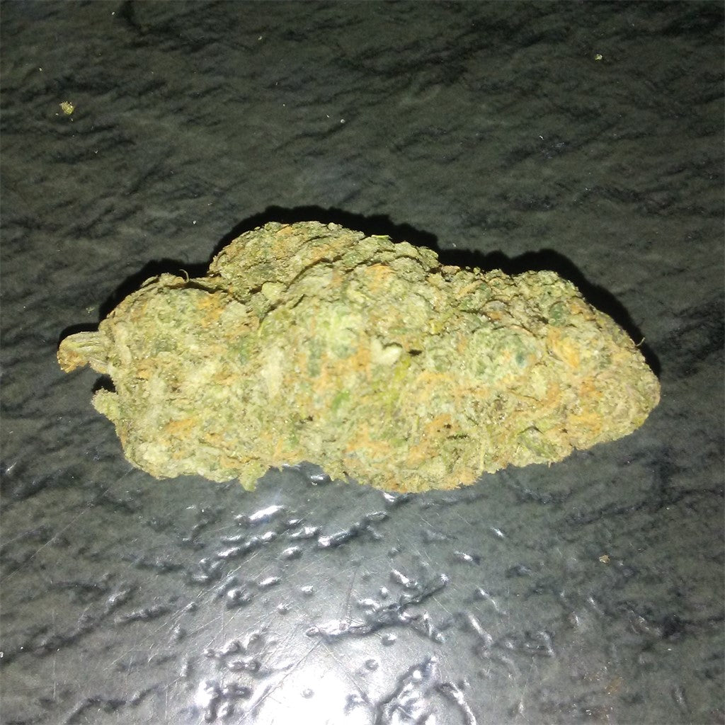 Pie Face marijuana strain flower with rose and tea flavor and giggly / tingly effects - Rare Harvest hybrid