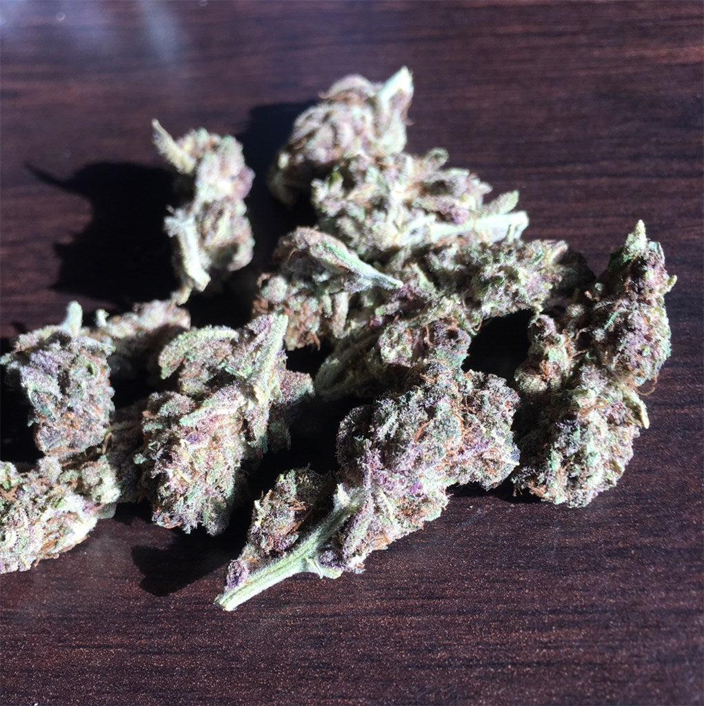 Purple Voodoo marijuana strain flower with lavender and sweet flavor and tingly / relaxed effects - Rare Harvest hybrid