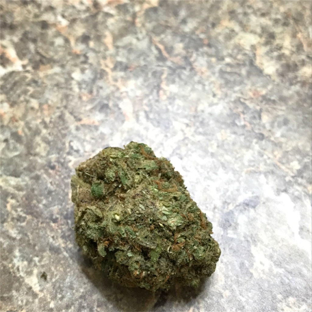 Shurman marijuana strain flower with diesel and earthy flavor and sleepy / creative effects - Rare Harvest hybrid