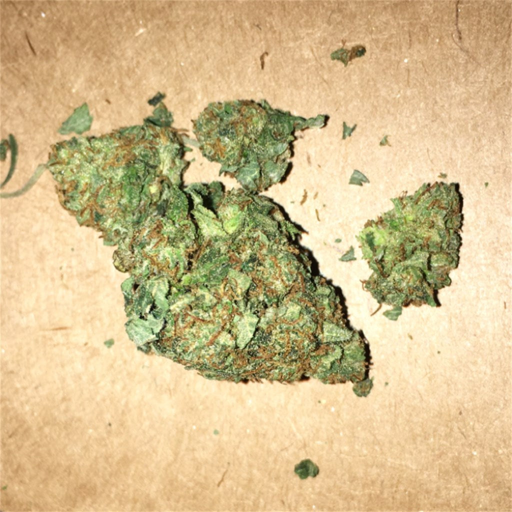 Super Green Crack marijuana strain flower with citrus and lemon flavor and energetic / focused effects - Rare Harvest sativa
