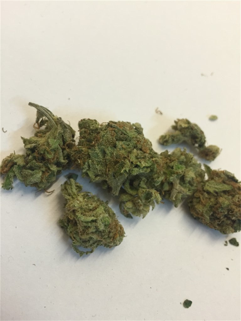 White Kryptonite marijuana strain flower with blueberry and berry flavor and happy / uplifted effects - Rare Harvest indica