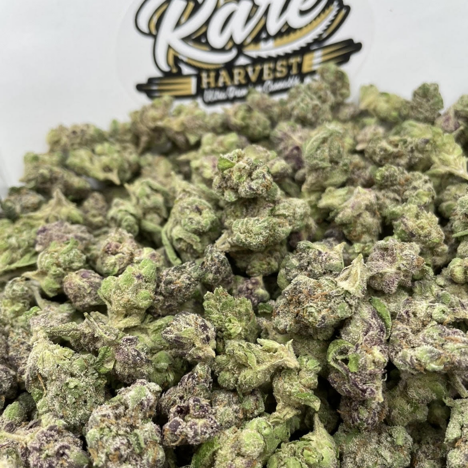 Warheads small nugs marijuana - hybrid weed buds by Rare Harvest